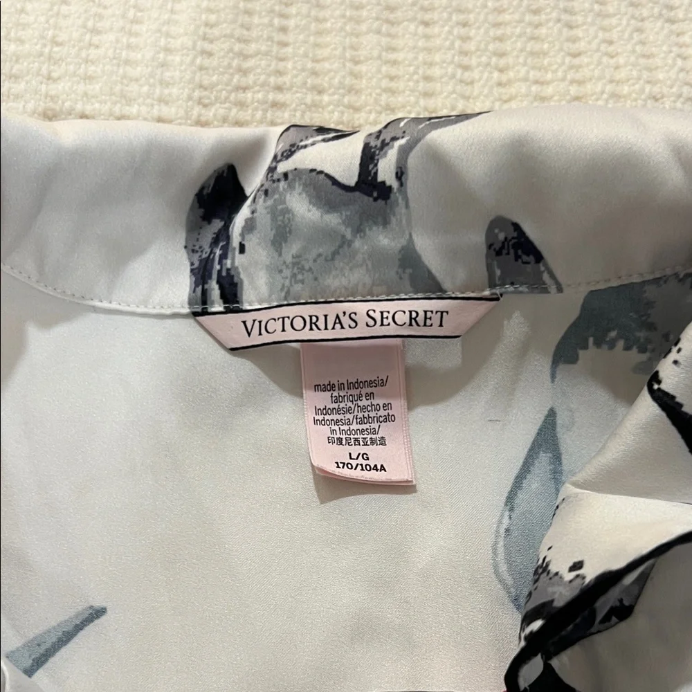 Victoria's Secret White and Black Penguin Pajama Set - Picture 2 of 7